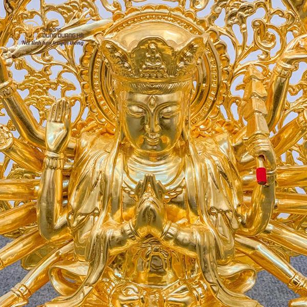 Tượng Phật Chuẩn Đề bằng đồng thếp vàng 9999 cỡ nhỏ