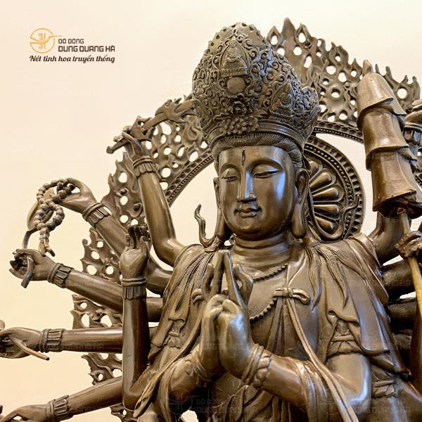 Tượng Phật Mẫu Chuẩn Đề tĩnh tọa bằng đồng hun giả cổ